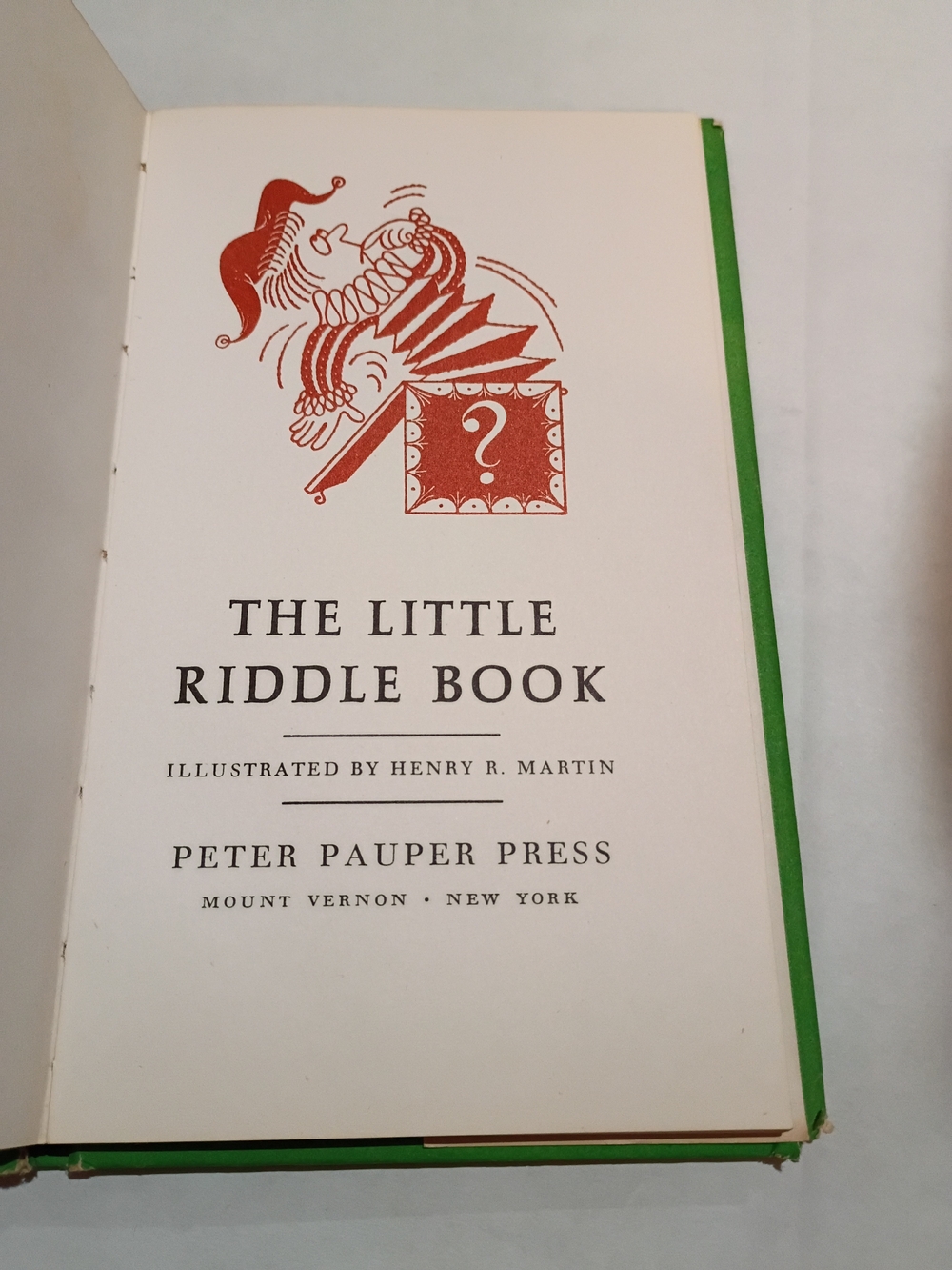 The Little Riddle Book, Pre-owned - Picture 4 of 4